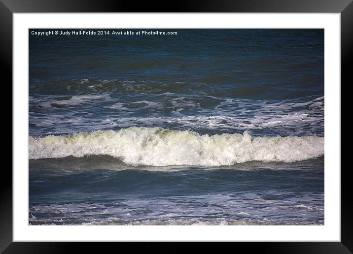 No Más Grandes Olas Framed Mounted Print by Judy Hall-Folde