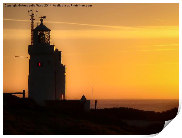 St.Catherines Lighthouse at Dawn Print by Annabelle Ward