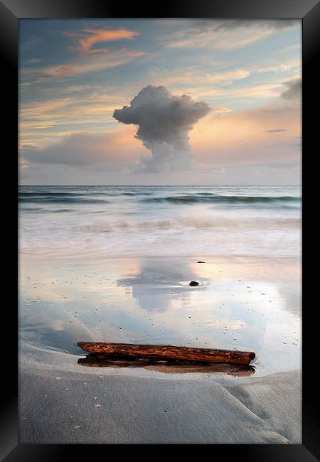 Talisker bay Sunset Framed Print by Grant Glendinning