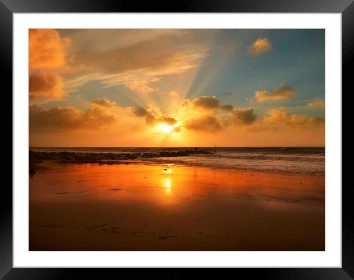 Morning refresh Framed Mounted Print by paul cobb
