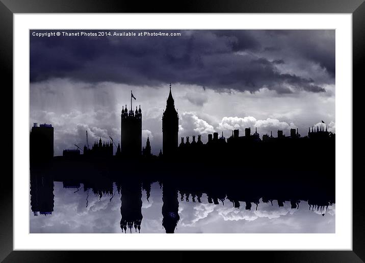  London Skyline silhouette  Framed Mounted Print by Thanet Photos