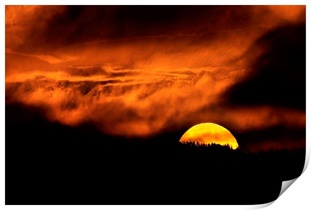  Setting Sun Print by Macrae Images
