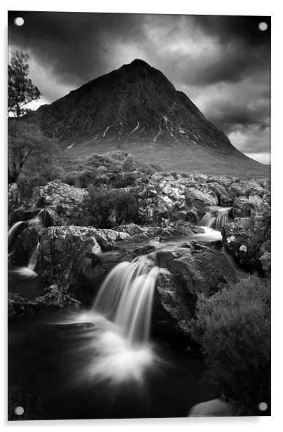 Majestic Buachaille Etive Standing Tall Acrylic by Les McLuckie
