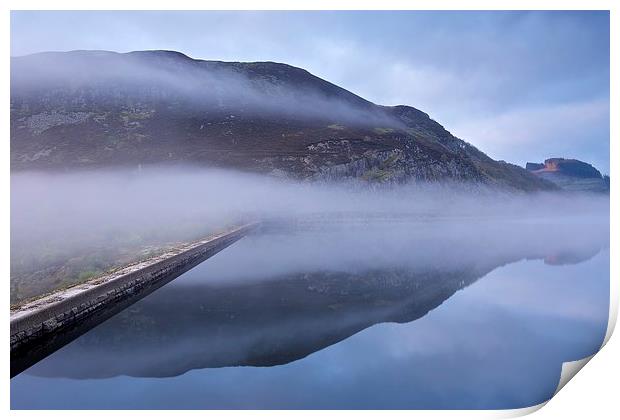  Rising mist in the elan valley Print by Stephen Taylor