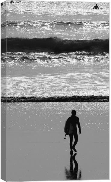  There's a time to surf ... Canvas Print by Barrie Foster