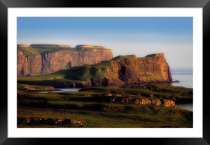 Cliffs and coastline at Eabost, Isle of Skye Framed Mounted Print by Linda More