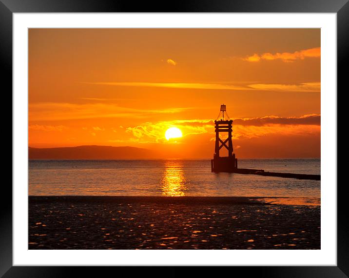  golden sunset Framed Mounted Print by sue davies