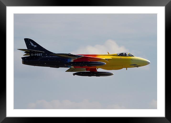 Miss Demeanour display at Yeovilton Framed Mounted Print by Oxon Images