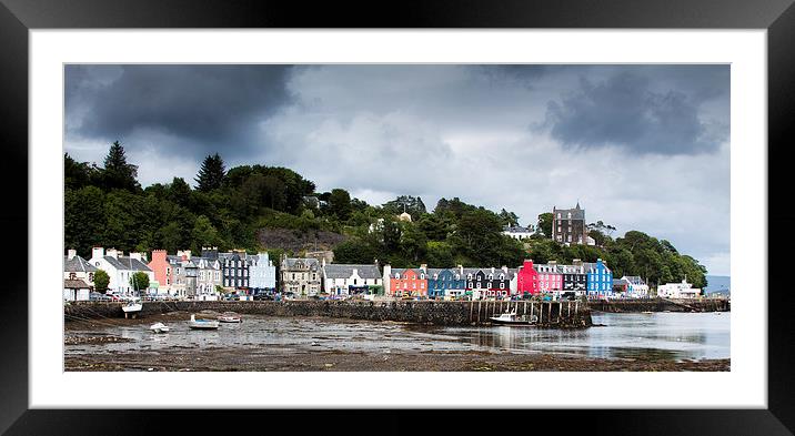  Dark clouds over Tobermory Framed Mounted Print by Ian Young