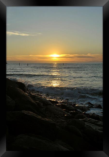 High Tide Sunset  Framed Print by graham young