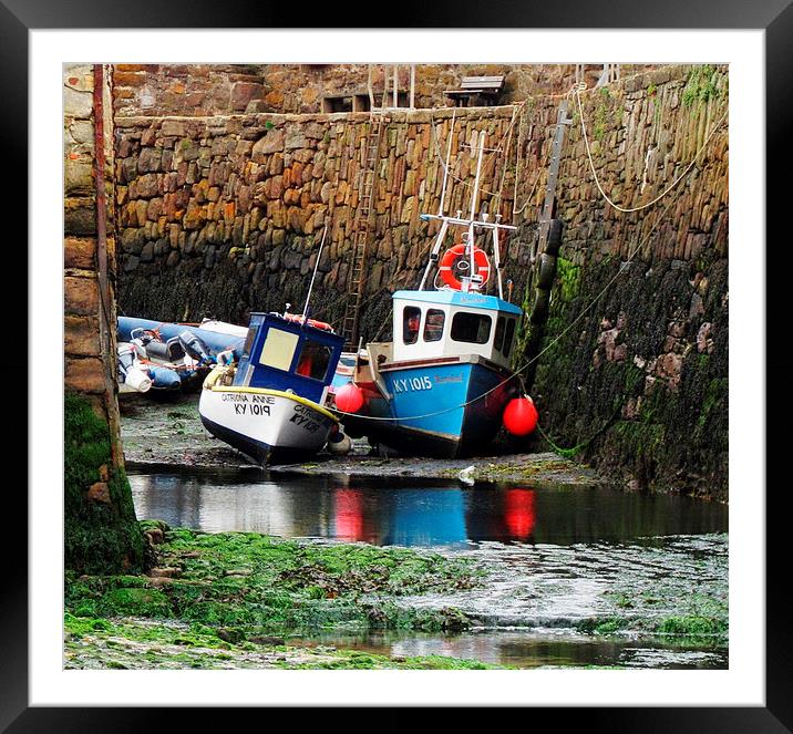  crail harbor Framed Mounted Print by dale rys (LP)