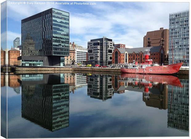  Liverpool Reflections Canvas Print by Gary Kenyon