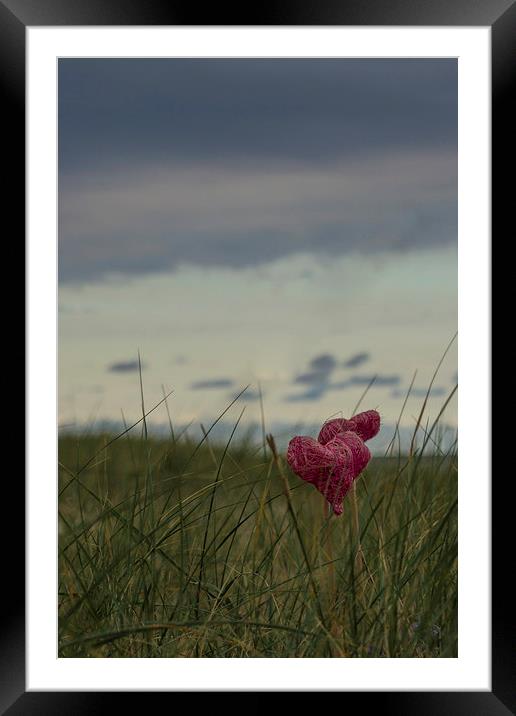  hearts in dunes Framed Mounted Print by Peter De Clercq