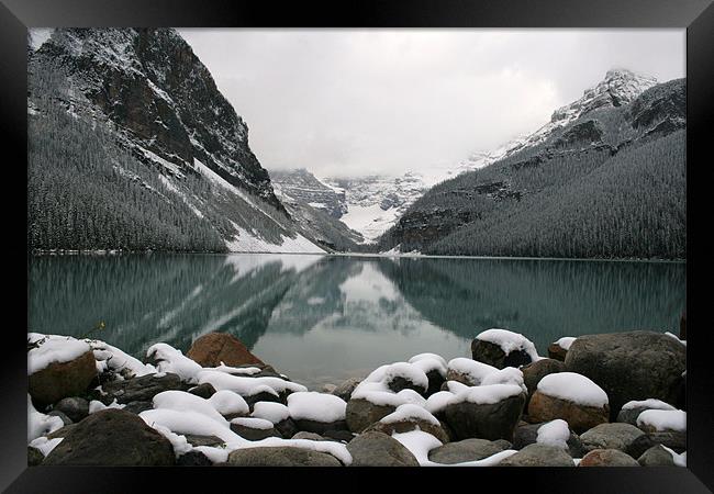 Lake Louise, Banff National Park. Framed Print by charlie Mellow