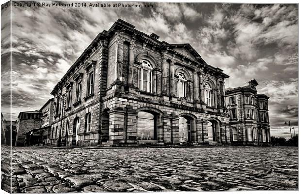 Customs House in South Shields Canvas Print by Ray Pritchard
