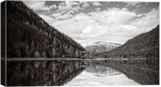  Lake View Canvas Print by richard downes