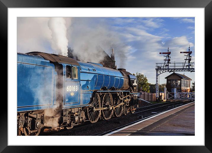  Steam train about to depart Framed Mounted Print by Ian Duffield