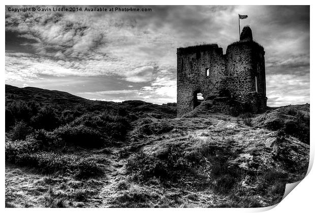  Tarbert Castle Print by Gavin Liddle