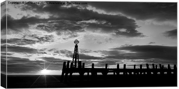  St Annes Pier Canvas Print by Ian Clamp