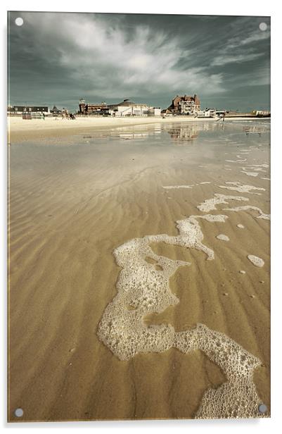 Foamy shore Acrylic by Stephen Mole