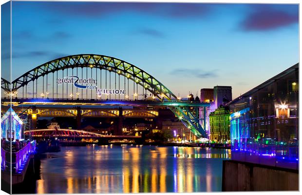 Tyne Great North Run Million Canvas Print by Kevin Tate