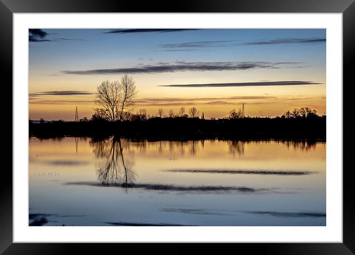 Flooded Levels in Somerset  Framed Mounted Print by Bob Small