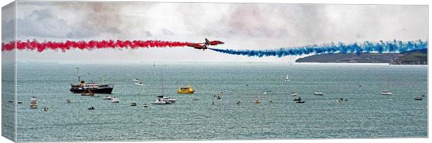  Red Arrows at Bournemouth Canvas Print by Geoff Storey