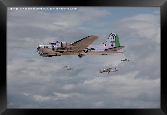  B17s in Italy - !5th Air Force Framed Print by Pat Speirs