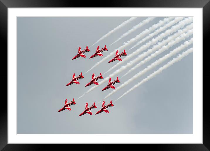 The Red Arrows diamond nine inverted Framed Mounted Print by Gary Eason