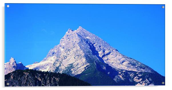 A horn from the german alps. Acrylic by charlie Mellow