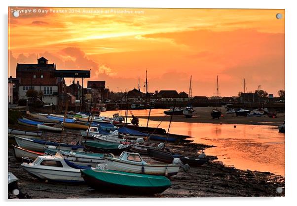  Sunset over Wells harbour Acrylic by Gary Pearson