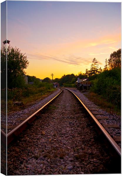 rail sunset Canvas Print by keith sutton