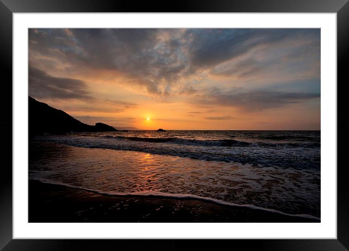  Sunrise on Town Beach Looe Framed Mounted Print by Rosie Spooner