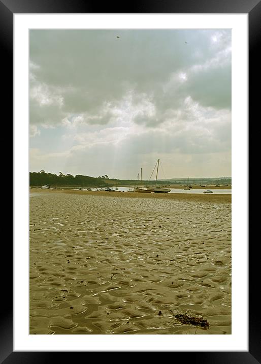 The Beach at Instow  Framed Mounted Print by graham young