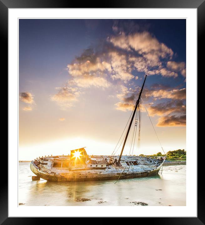  Portsmouth Wreck Sunset Framed Mounted Print by stuart bennett