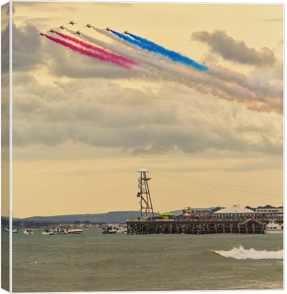  Red Arrow flypast Bournemouth pier Canvas Print by stuart bennett