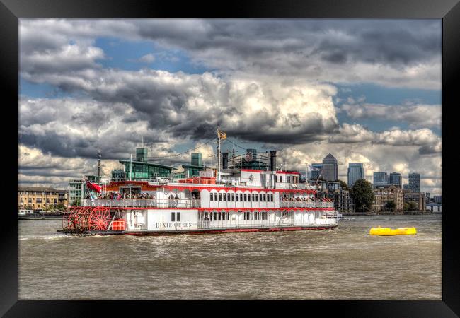  The Dixie Queen Paddle Steamer Framed Print by David Pyatt