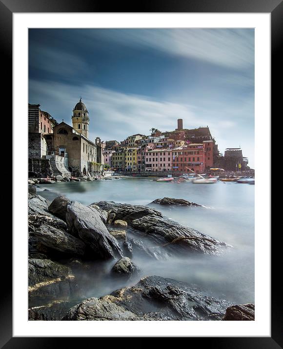  Vernazza  Framed Mounted Print by Dave Wragg