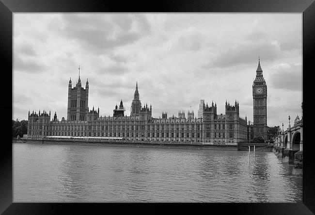 Houses of Parliament Framed Print by Simon Hackett