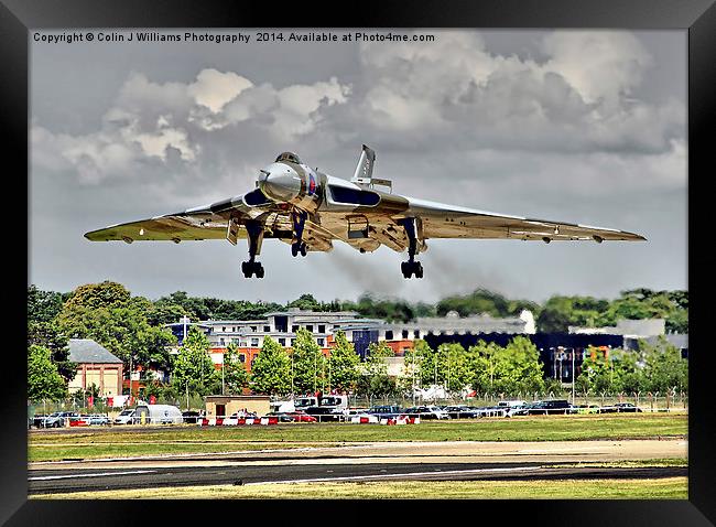  Vulcan To The Skies Landing - Farnborough 2014 Framed Print by Colin Williams Photography