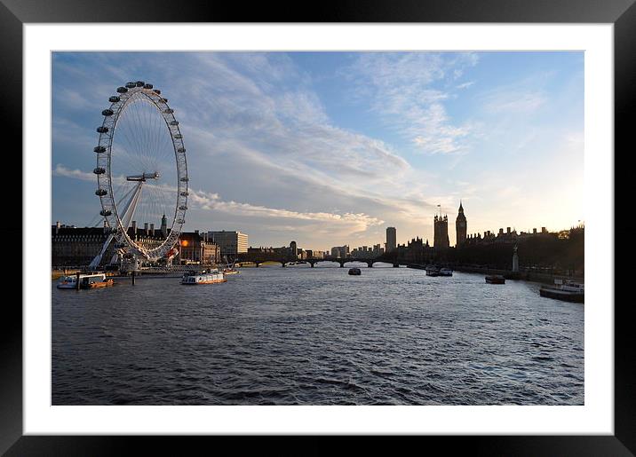  Towards Westminster Framed Mounted Print by Simon Hackett