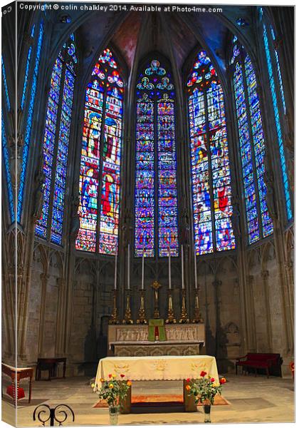 Basilique Saint-Nazaire-et-Saint-Celse de Carcasso Canvas Print by colin chalkley