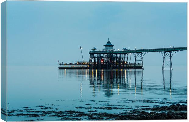  Waverley Docked at Clevedon Pier Canvas Print by Carolyn Eaton