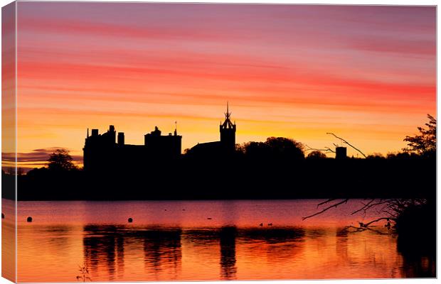 Majestic Sunrise Over Linlithgow Palace Canvas Print by Tommy Dickson