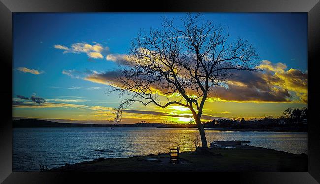 Sunset on the Forth Framed Print by Stuart Sinclair