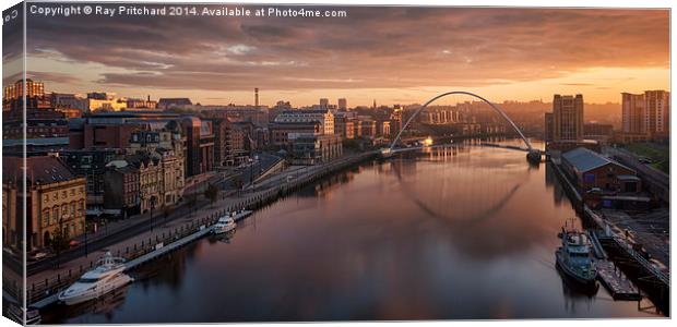 Sunrise Over Newcastle Canvas Print by Ray Pritchard