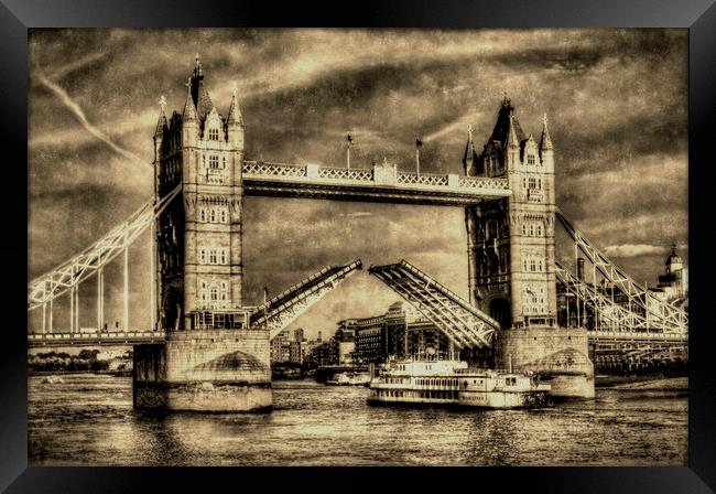 Tower Bridge and the Dixie Queen Framed Print by David Pyatt