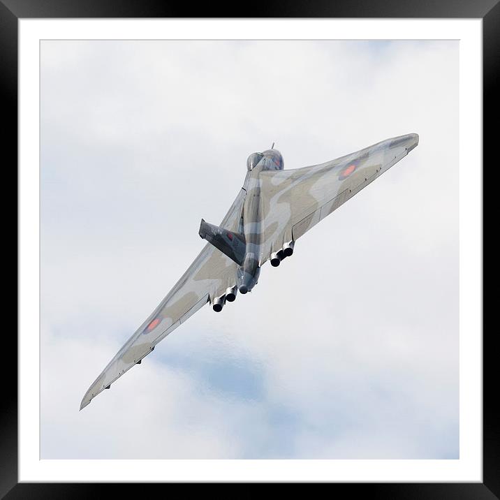 Vulcan XH558 display Framed Mounted Print by Andrew Richards