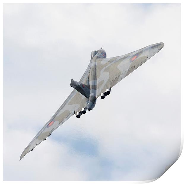  Vulcan XH558 display Print by Andrew Richards