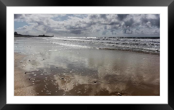  Bournemouth Beach on a fresh crisp day Framed Mounted Print by Jennie Franklin